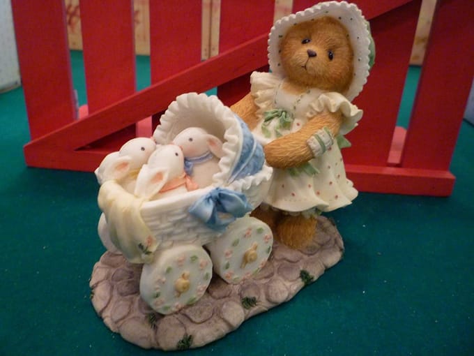 Jessica een moeder hart is vol van liefde gekoesterde Teddies 155438