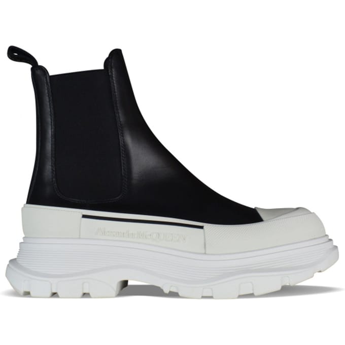 Alexander McQueen Tread Slick enkellaarzen zwart