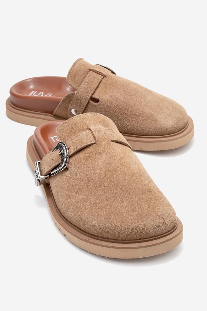 Vesta Leren Mule