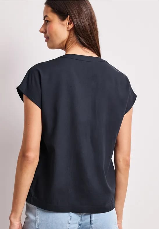 Blouse met losse schouders en gespleten hals