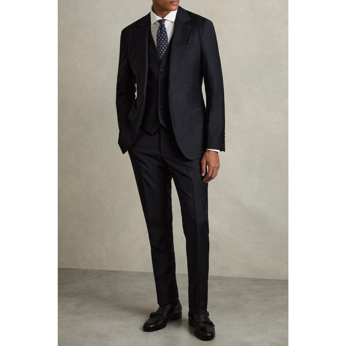 Reiss Plain Weave Waistcoat Navy Größe: 36 | Bundfaltenhosen Outlet | Herren | Blau