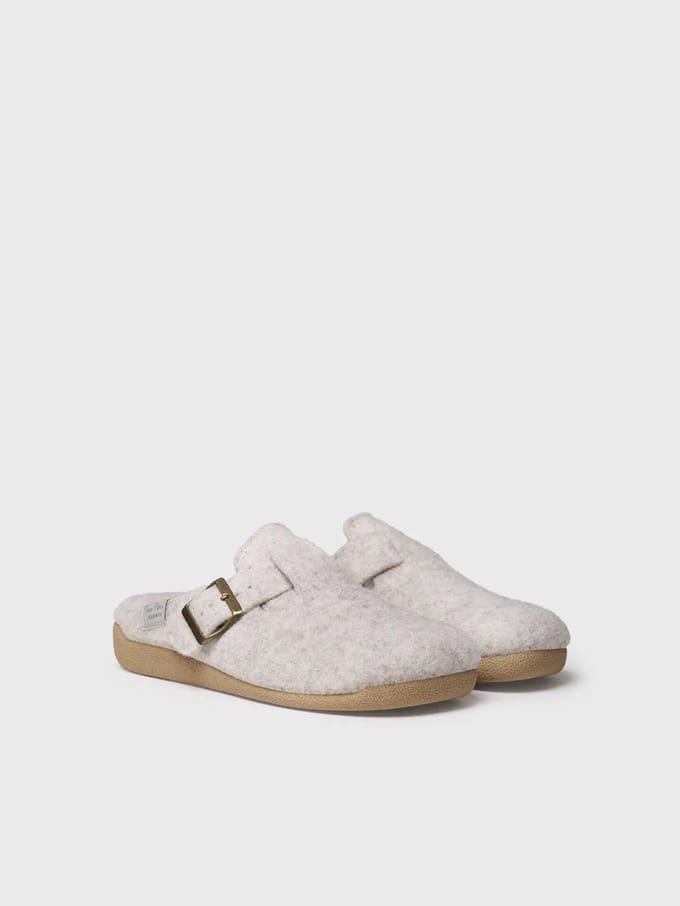 Damesslipper in klompstijl met gesp | MIMA-FP