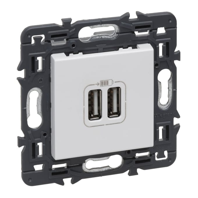 Legrand 2-poorts USB Type A Wit Wandcontactdoos Volledig Apparaat Met Schroef - 741231