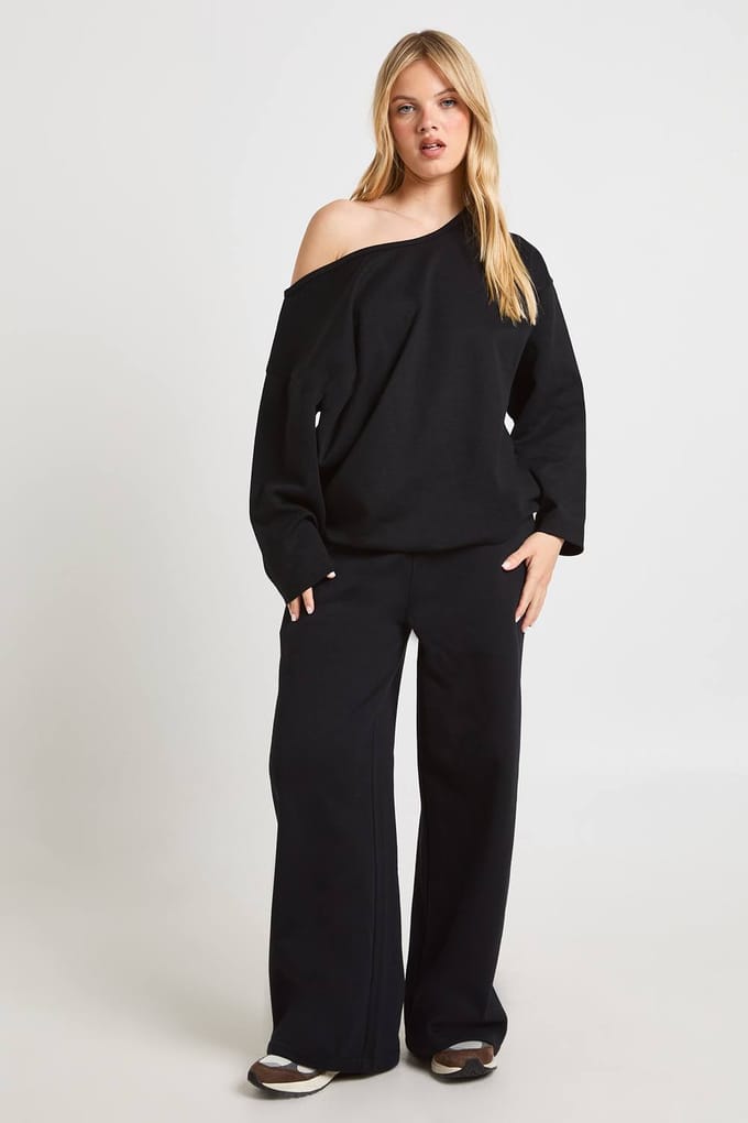 boohoo Dames Petite Interlock Off-shoulder Sweatshirt | Zwart | Maat: Large