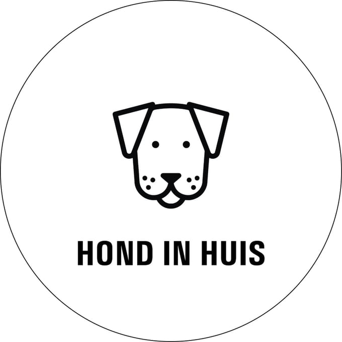 Honden in huis sticker - 80 x 80 mm 1