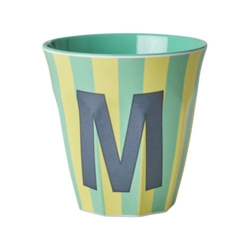 Rice melamine beker medium gestreept letter m, groen