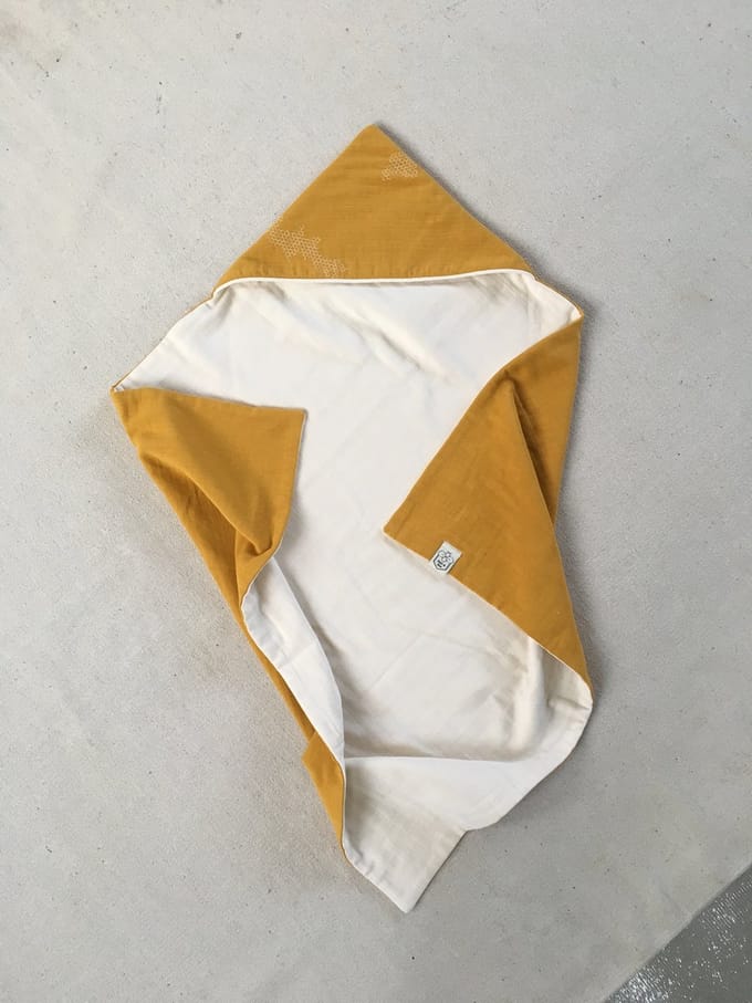 Oker en Mos - Wikkeldeken baby okergeel dik 80x80cm