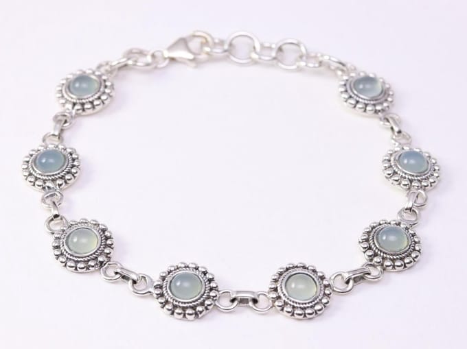 Bewerkte zilveren armband met aqua chalcedoon