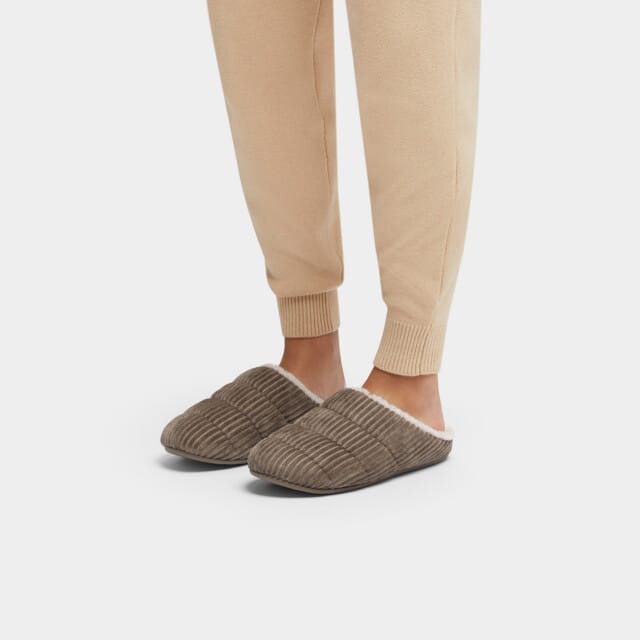 Damespantoffels Fit Flop Chrissie Met fleece gevoerd ribfluweel in Mink
