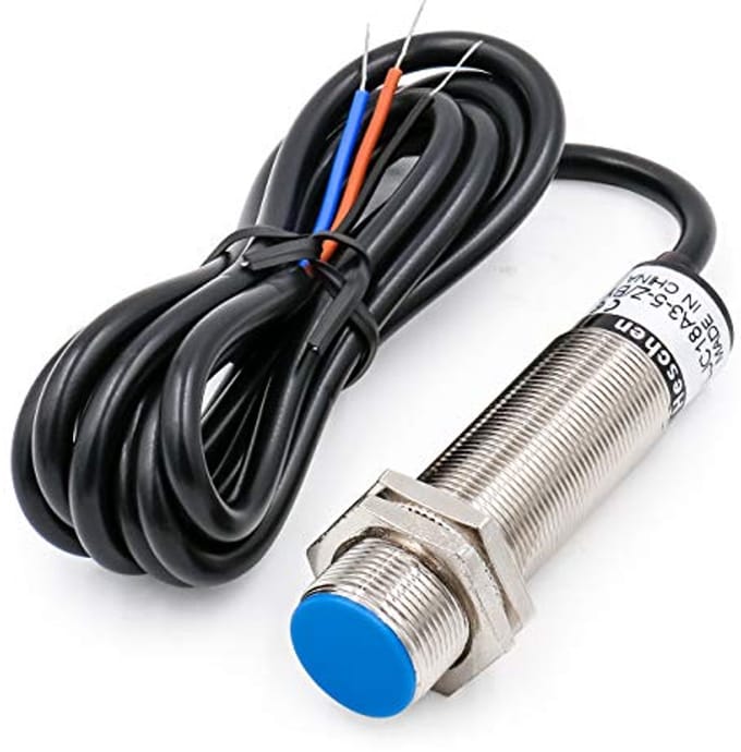 Capacitieve naderingssensorschakelaar M18 - Detector 1-5mm, 10-30VDC, PNP Normaal Open