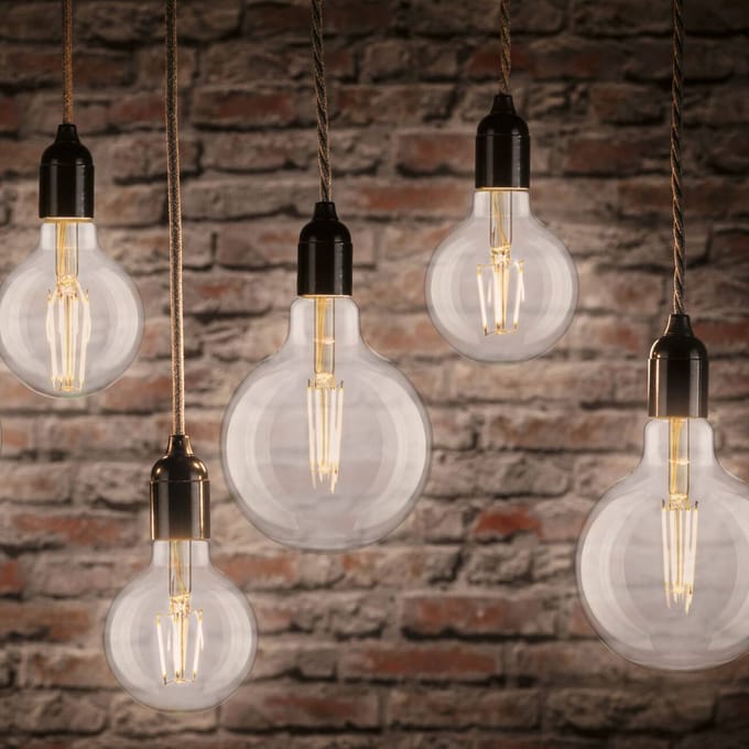 Filament 230 V LED Globe G125 E27 1055lm 9W 2700K Helder