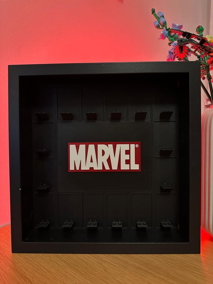 LEGO Minifigure Display Case — Marvel