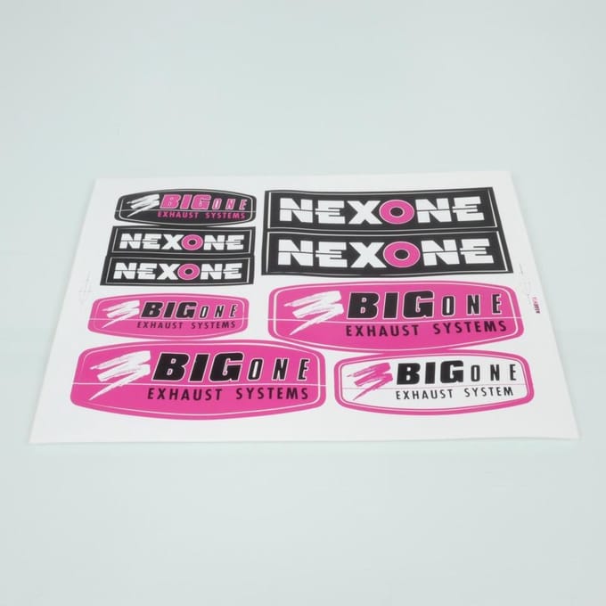 Stickervel Nexone roze / wit / zwart voor motor scooter Nieuw