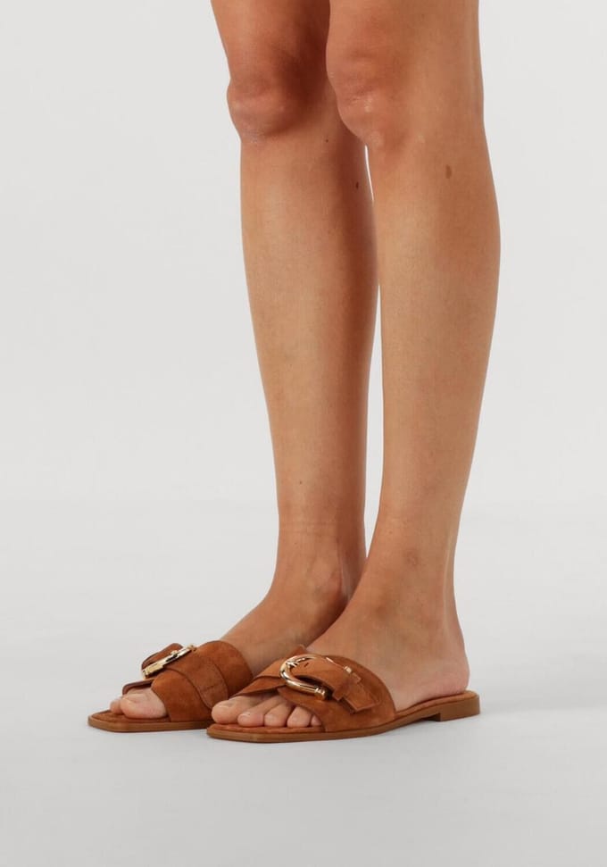 Omoda X Iris - Oller Slippers - Dames - Cognac - Maat 41
