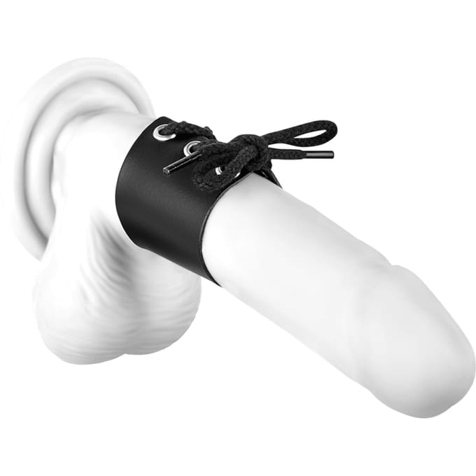 Rimba - Leren Penis Strap Met Vetersluiting - Verstelbaar - Zwart