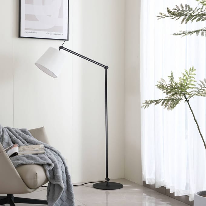 Lucande vloerlamp Caelia, zwart, textiel, verstelbaar