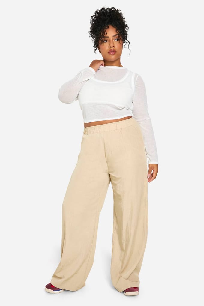 boohoo Dames Plus Nylon Broek met Wijde Pijpen | Steen | Maat: 46