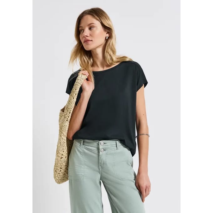 Shirt met gehaakte details