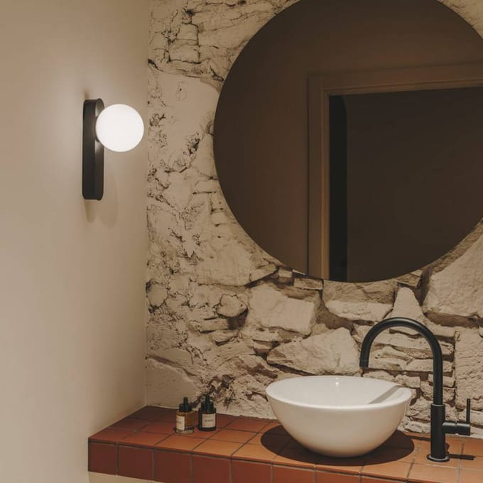 LEDS-C4 LED wandlamp Perlina, zwart, dimbaar