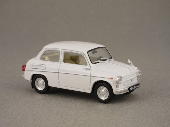 Modelauto ZAZ 965A white - Schaal 1:43