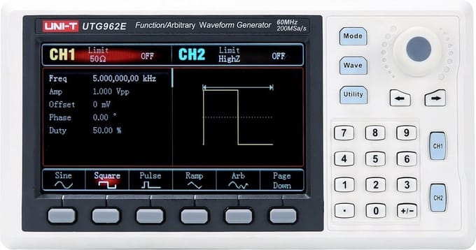 Arbitraire functie-/signaalgenerator 60MHz, 4,3" LCD TFT, 480×272, UNI-T