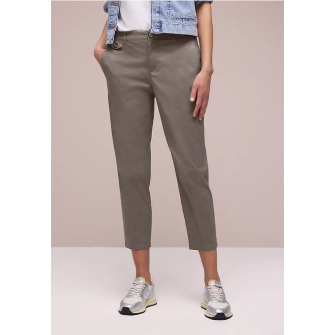 Casual fit chino's in een zachte stof