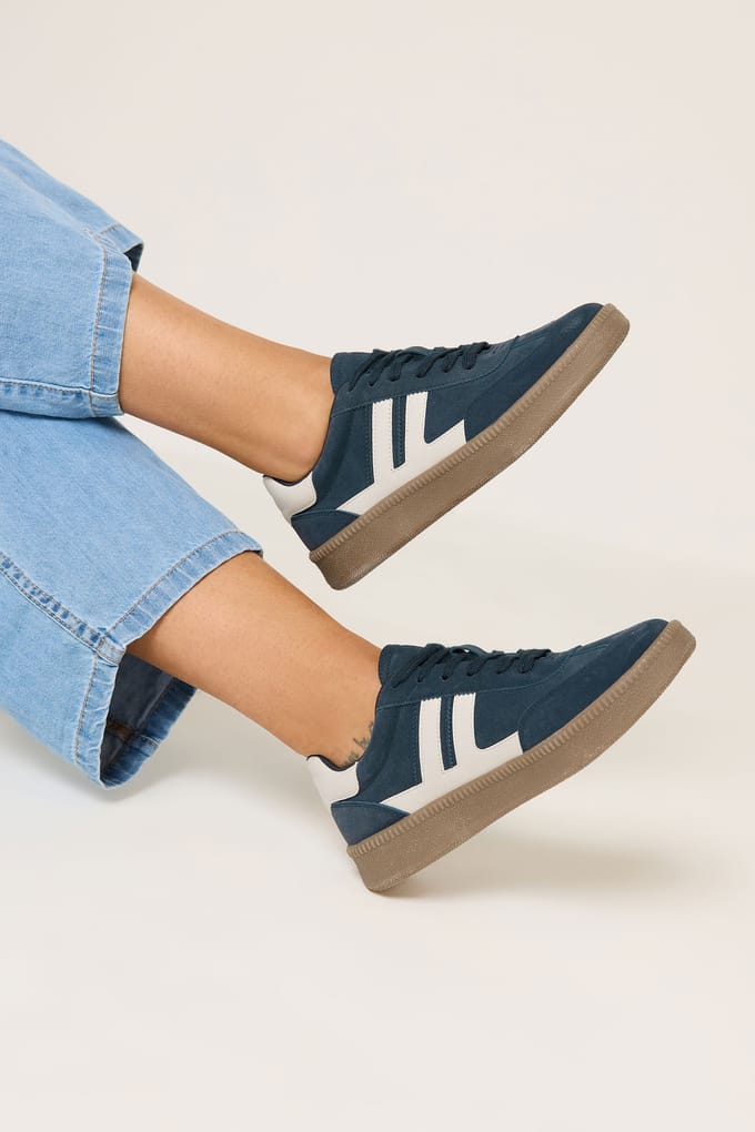 Yours Marineblauwe Sneakers Met Zijpaneel In Brede Epasvormsize 42E