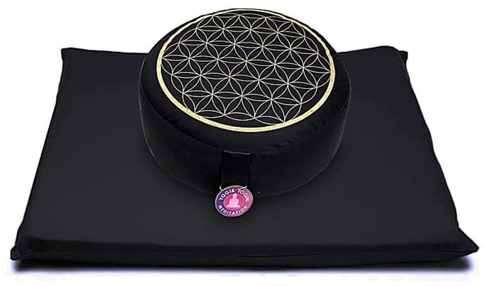 Meditatie set - Kussen zwart/goud levensbloem opdruk + Meditatiemat