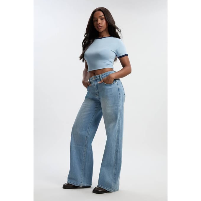 Dames Boohoo Basics Rechtgetrokken Jeans in Lichtblauw | Maat: 10/32L