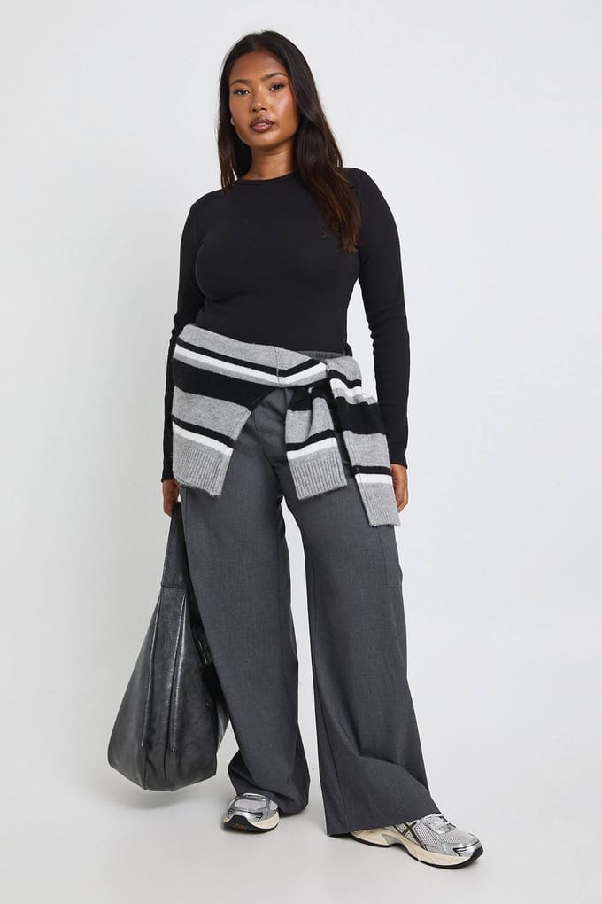 boohoo Dames Plus Basic Rib Lange Mouwen Getailleerd Longline Top | Zwart | Maat: 44