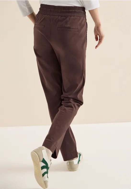 Mid Waist Slim Legs broek in casual fit