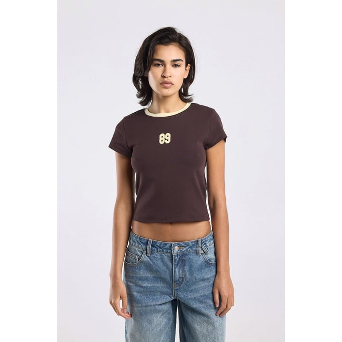 America Today Elaisa Dark Brown Maat: S | Tops Outlet | Dames | Bruin