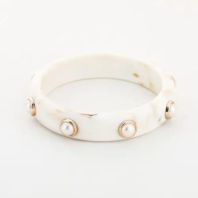 Armband - wit/marmerlook- parels - goud - trendy
