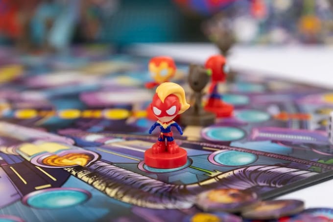 Gra planszowa Race Home Marvel
