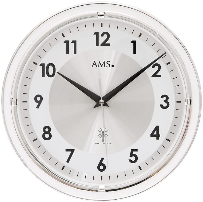 AMS Wandklok zendergestuurd zilverkleurig 30 cm ø 5945