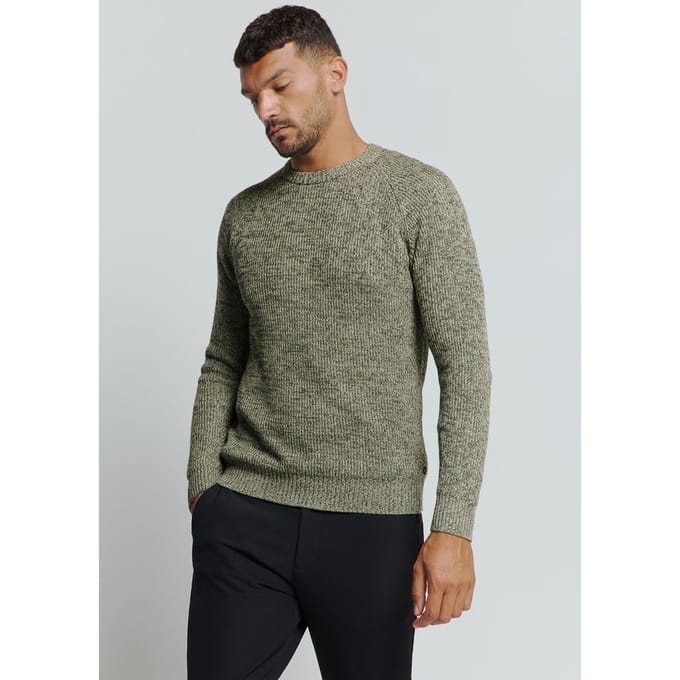 Sweater met ronde hals en driekleurig ribpatroon: Stijlvol Comfort met een Kleurrijke Twis