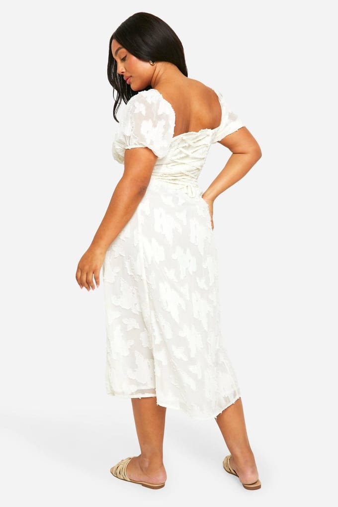 boohoo Dames Plus Burnout Milkmaid Midi Jurk | Wit | Maat: 44