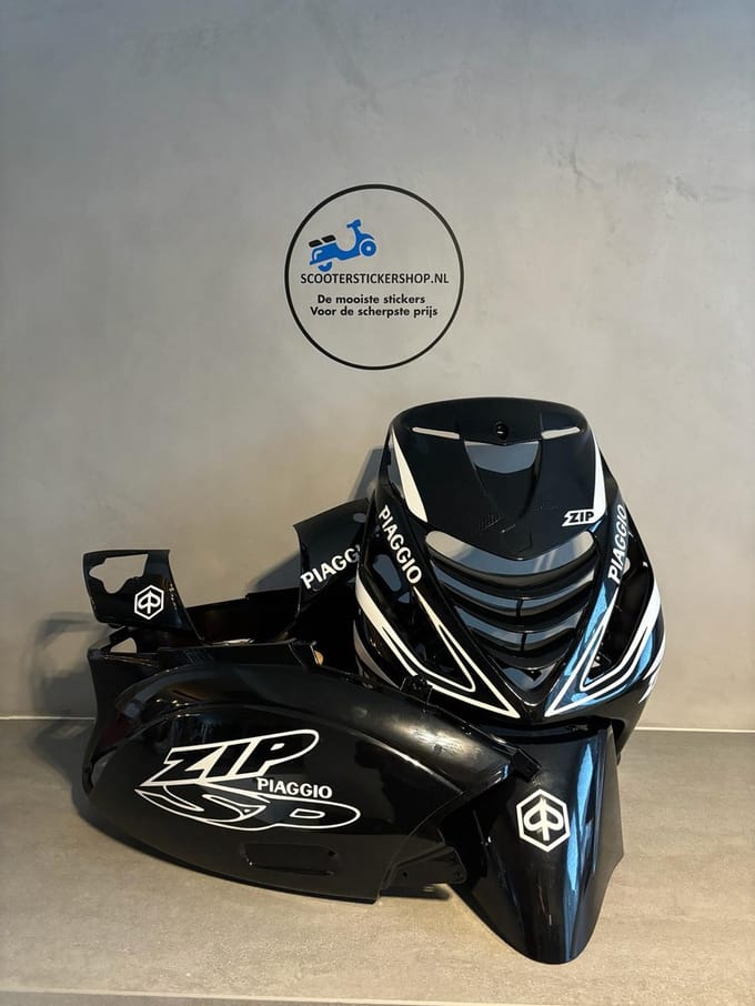 Piaggio Zip 2000 - Piaggio Zip Sticker - Scooter Stickers - Piaggio Zip Accessoire - Wit - Mat