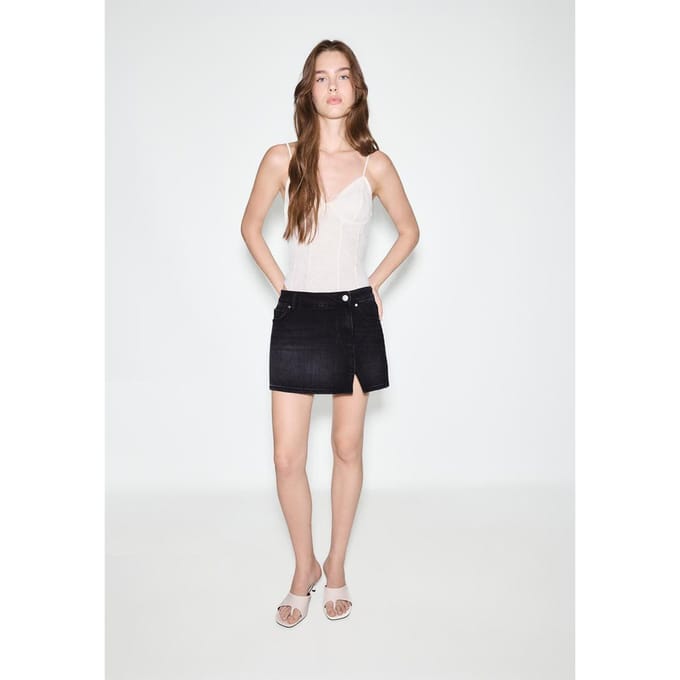 Stradivarius Korte broekrok met overslag  ZWARTE DENIM WASSING 36