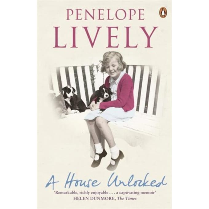 A House Unlocked - Penelope Lively