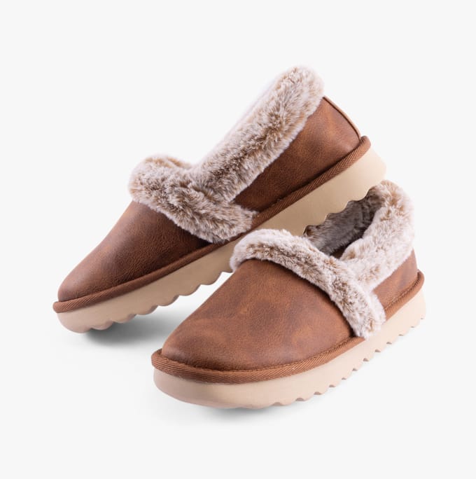Skechers Cozy Up Polyester Dames Chestnut Slippers