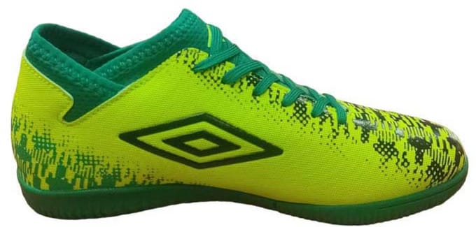 Umbro Formation Ii Ic Zaalschoenen Geel EU 33 1/2 Kinderen