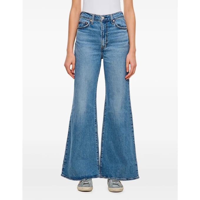 Levi's Ribcage Bell Jeans Größe: W28L32 | Ausgestellte Hosen Outlet | Damen