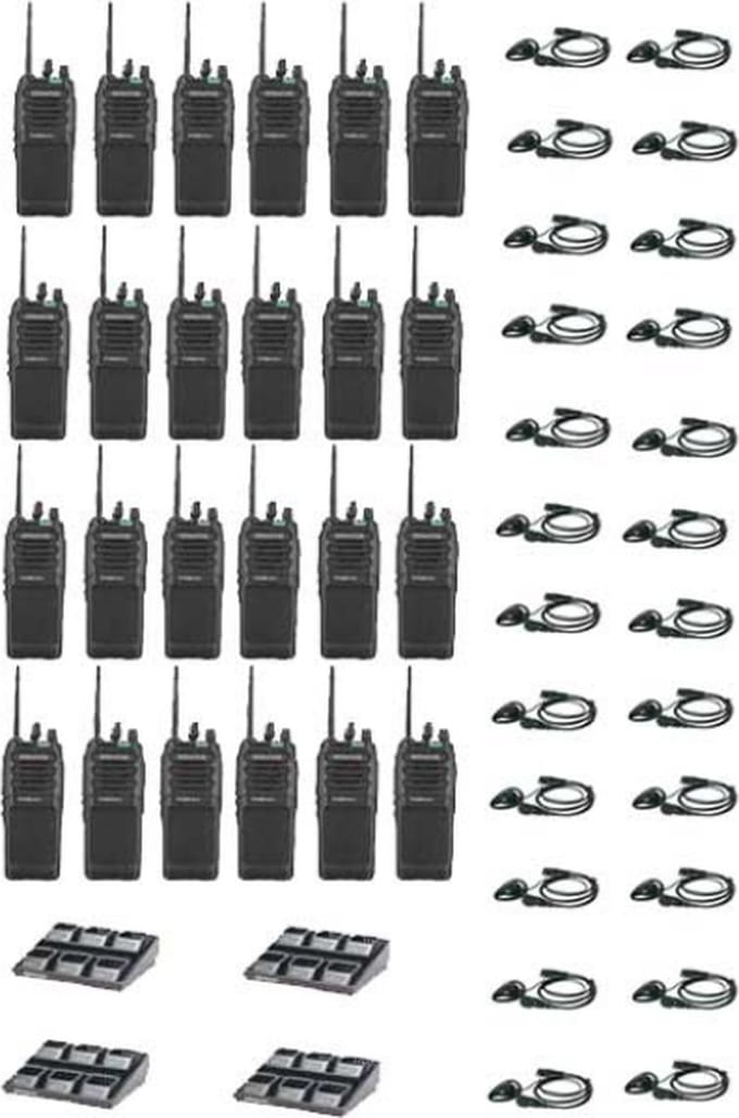 Set van 24 Kenwood TK-3701D IP55 Portofoon met 4 multiladers en D-shape headsets