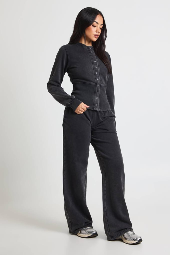 boohoo Dames Gewassen Diepe Zoom Drukknoop Bomber Sweatshirt Trainingspak | Zwart | Maat: Medium