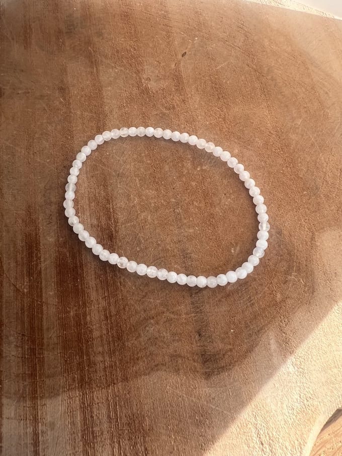 Maansteen Regenboog edelsteen armband 4 mm wit werking nachtrust en vruchtbaarheid