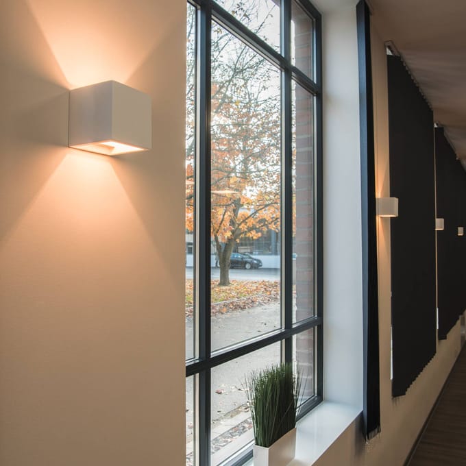 SLV wandlamp Plastra QT14, wit, gips, breedte 11,5 cm