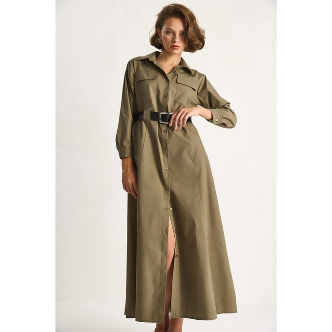Maxi-jurk met lange mouwen, knoopsluiting en overhemdkraag