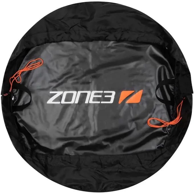 2025 ZONE3 Wetsuit Verschoonmat - Black / Oranje
