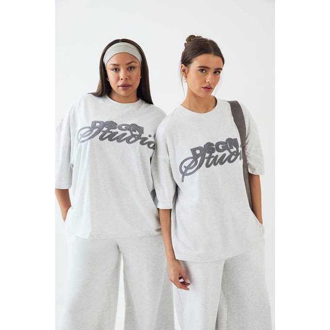 Dames DSGN Studio Badstof Applique Oversized T-Shirt | Ash Grey | Maat: Small